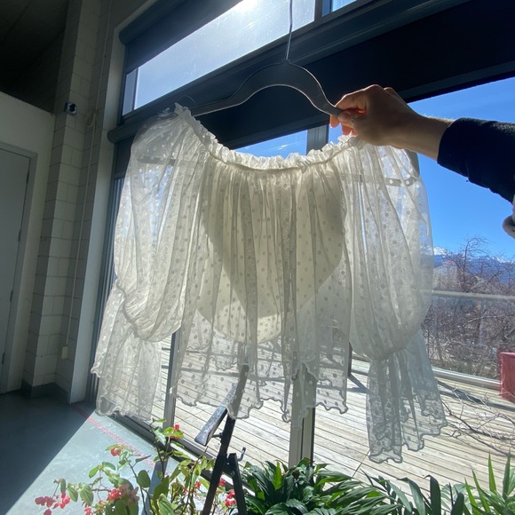 See through Dotted blouse - Picture 1 of 5